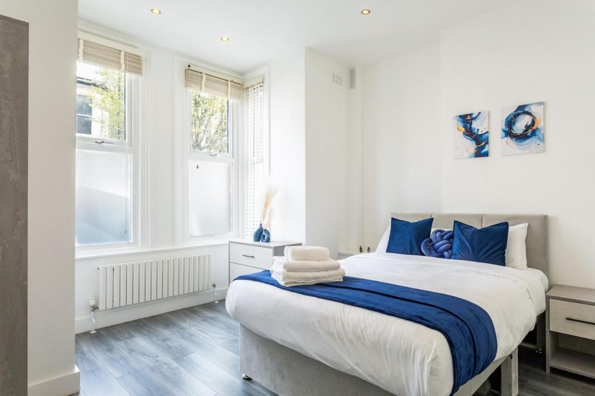 Stylish 2-Bed Flat In The Heart Of West Hampstead Apartment ลอนดอน ภายนอก รูปภาพ