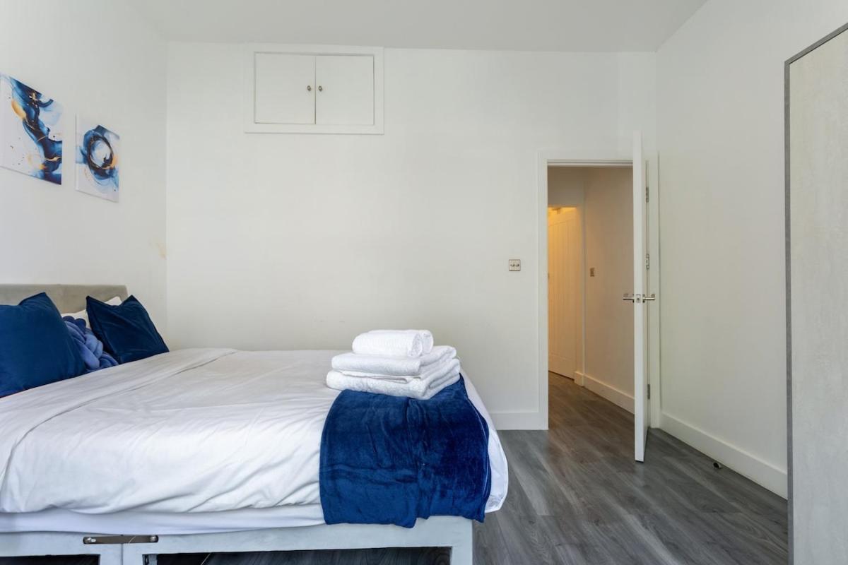 Stylish 2-Bed Flat In The Heart Of West Hampstead Apartment ลอนดอน ภายนอก รูปภาพ