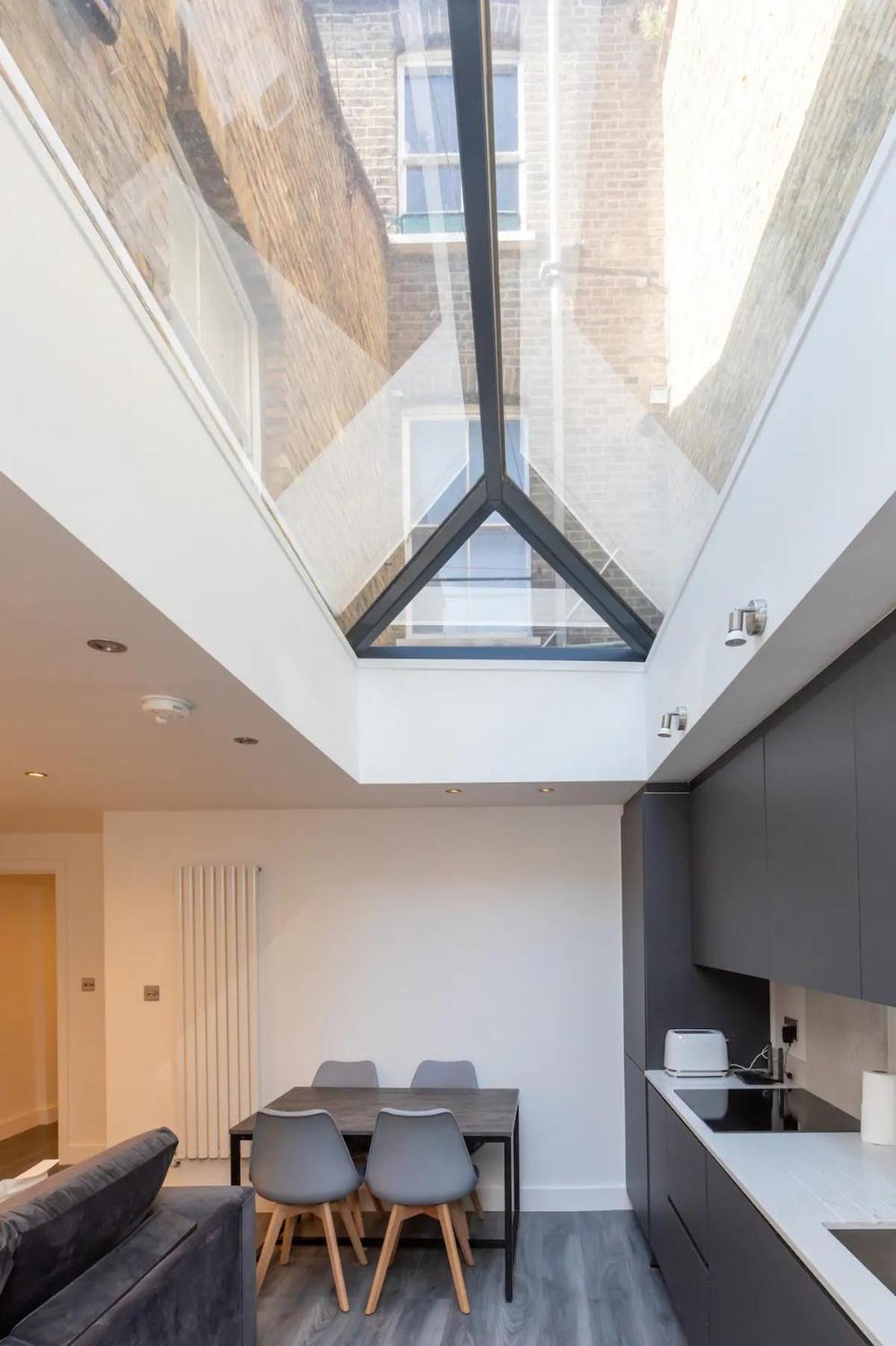 Stylish 2-Bed Flat In The Heart Of West Hampstead Apartment ลอนดอน ภายนอก รูปภาพ